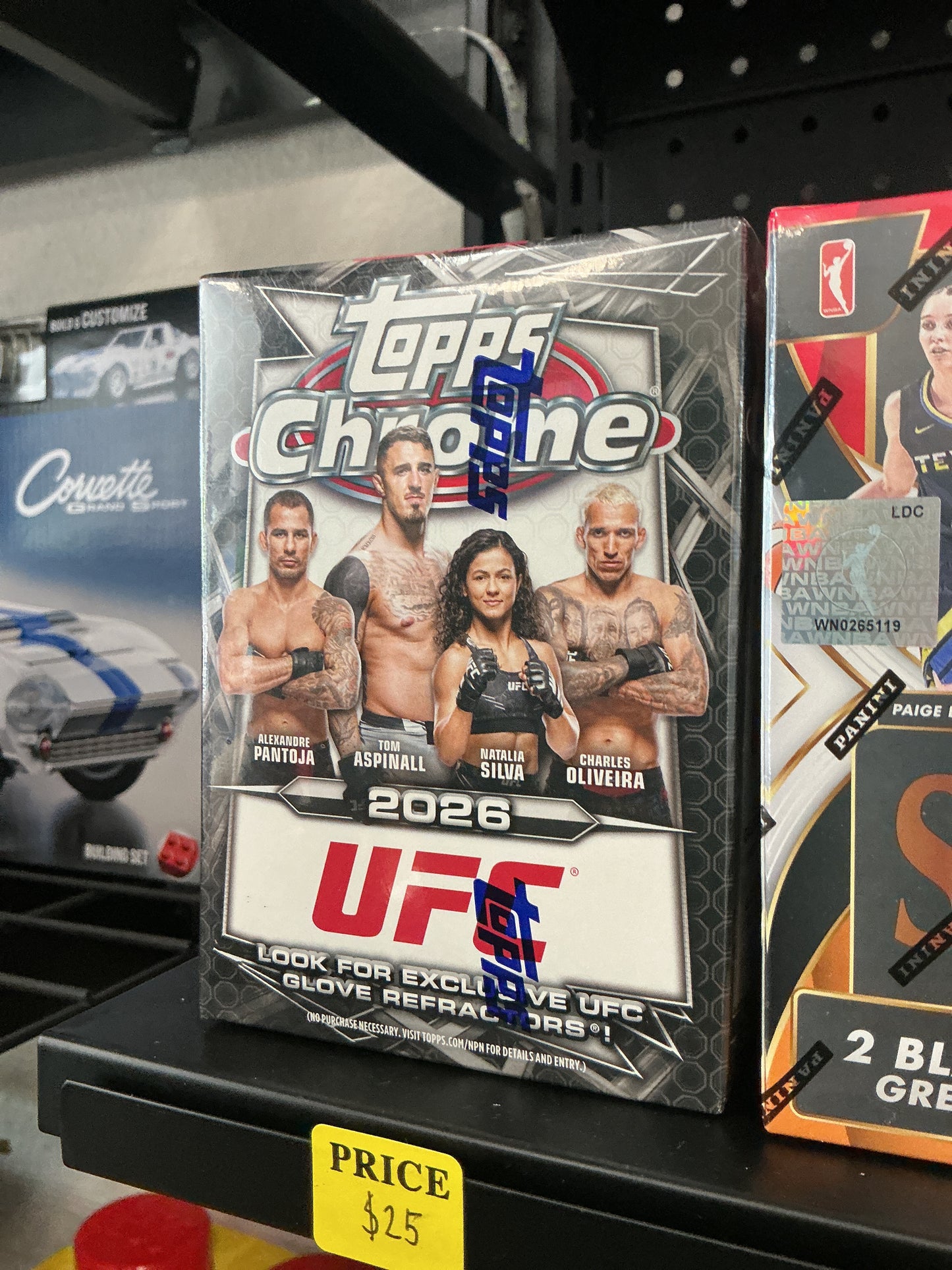 2026 Topps Chrome UFC Hobby Box