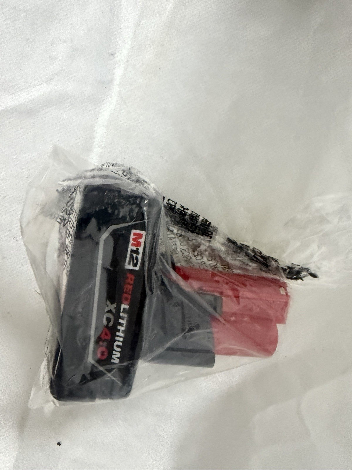 Milwaukee M12 FUEL HATCHET 6in Chainsaw - Red (2527-21) Kit