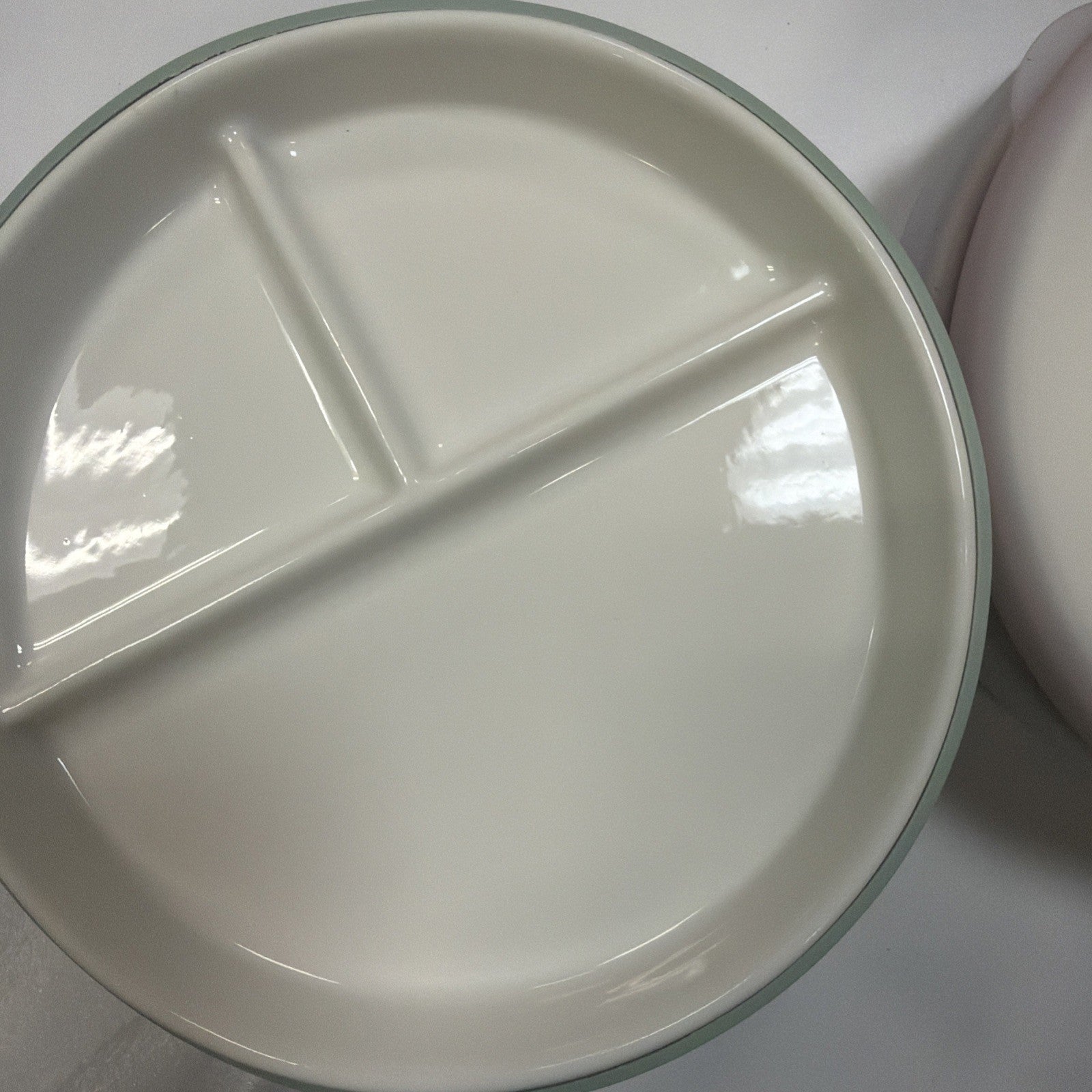 Eco Kids Stainless Plates Set of 4 Dishwasher Safe Kids Plates 3 Compartment