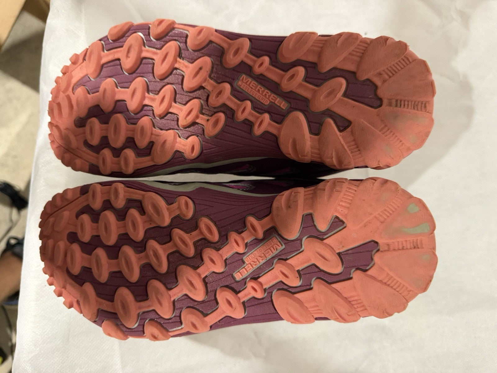 Merrell Chameleon Sunrise kids boots size 4.5
