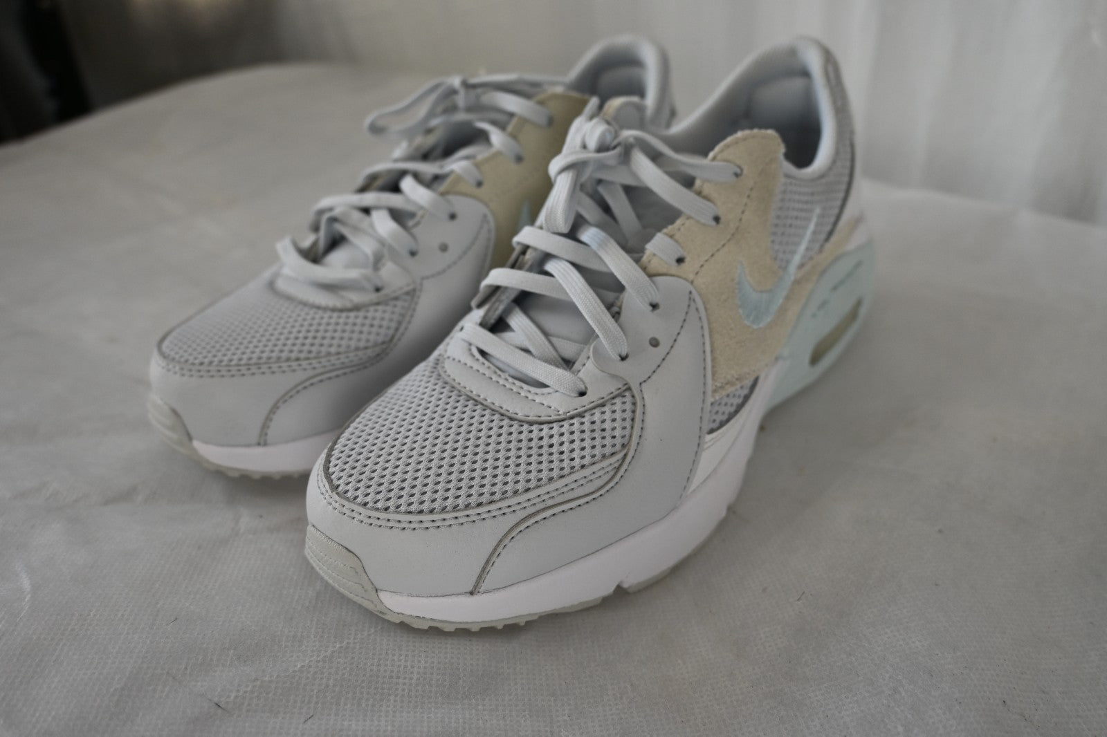 Nike Air Max Womens 8.5