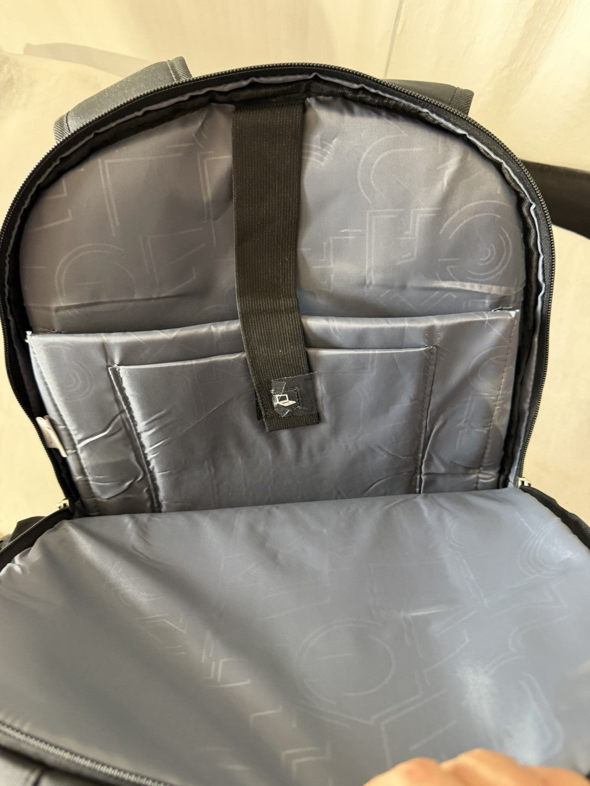 Swiss Cross Grear Large Black Pack With Built In Usb Black Multipocket