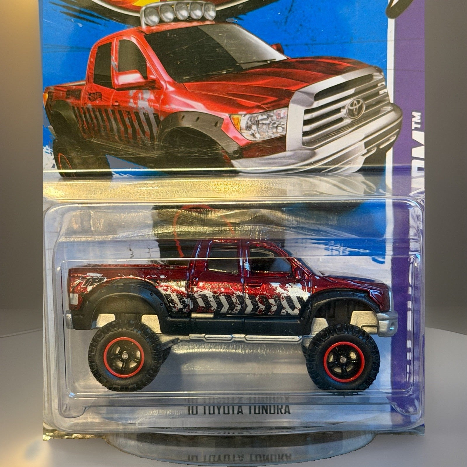2013 Hot Wheels Showroom SUPER Treasure Hunt '10 TOYOTA TUNDRA Real Riders