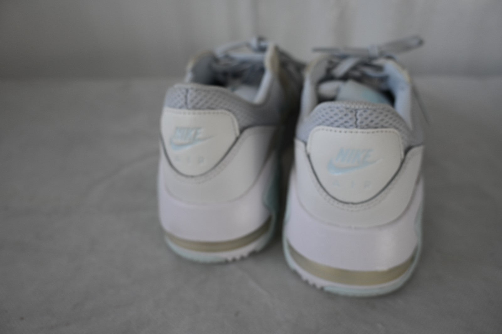 Nike Air Max Womens 8.5
