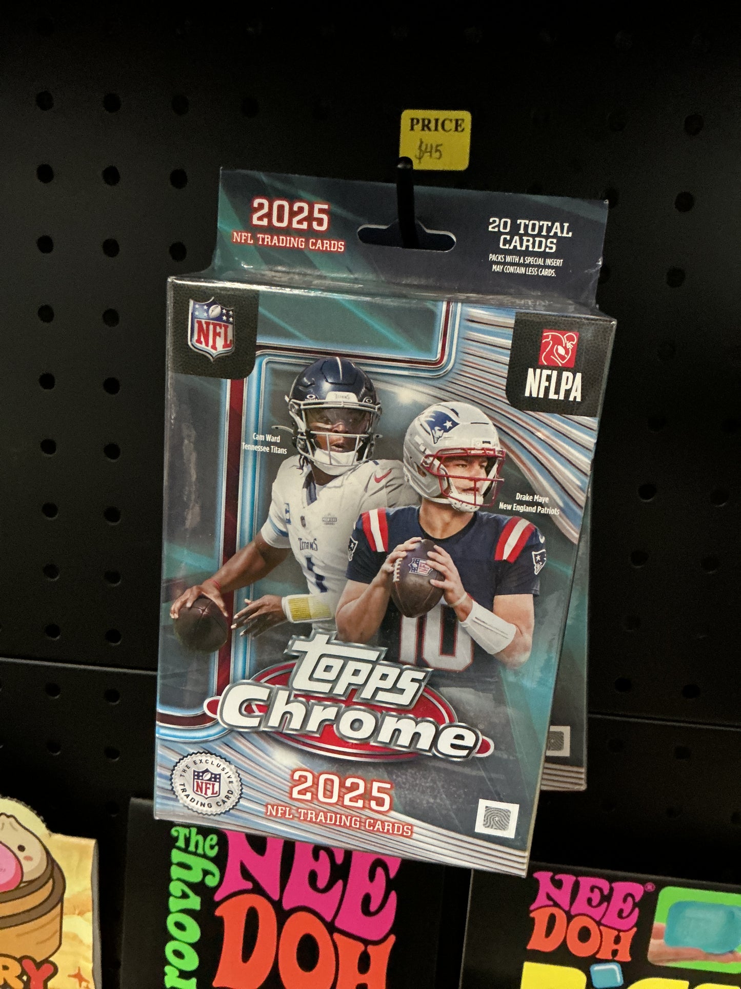 2025 Topps Chrome Football Hanger Box